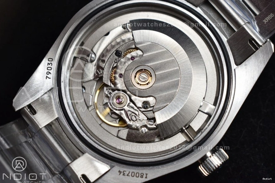 On Bracelet Bay 39MM Heritage Best ZF Black 1:1 Edition V5 A2824 Bezel SS Black 1106